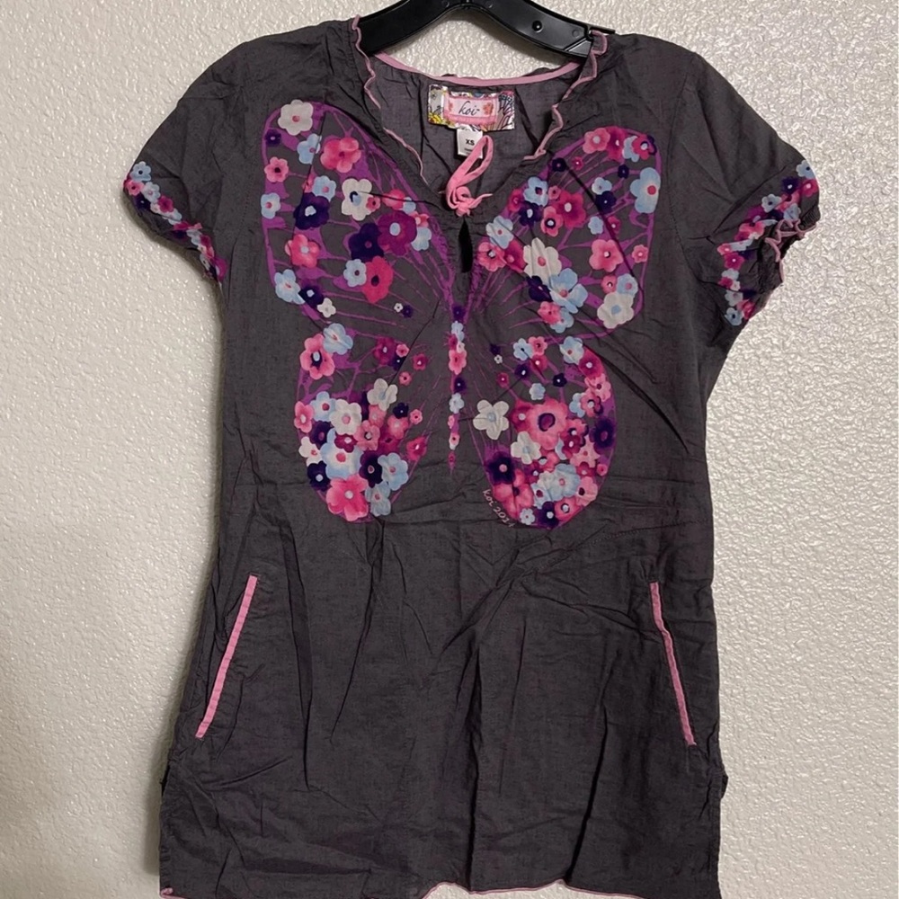 Nursing Scrub Top